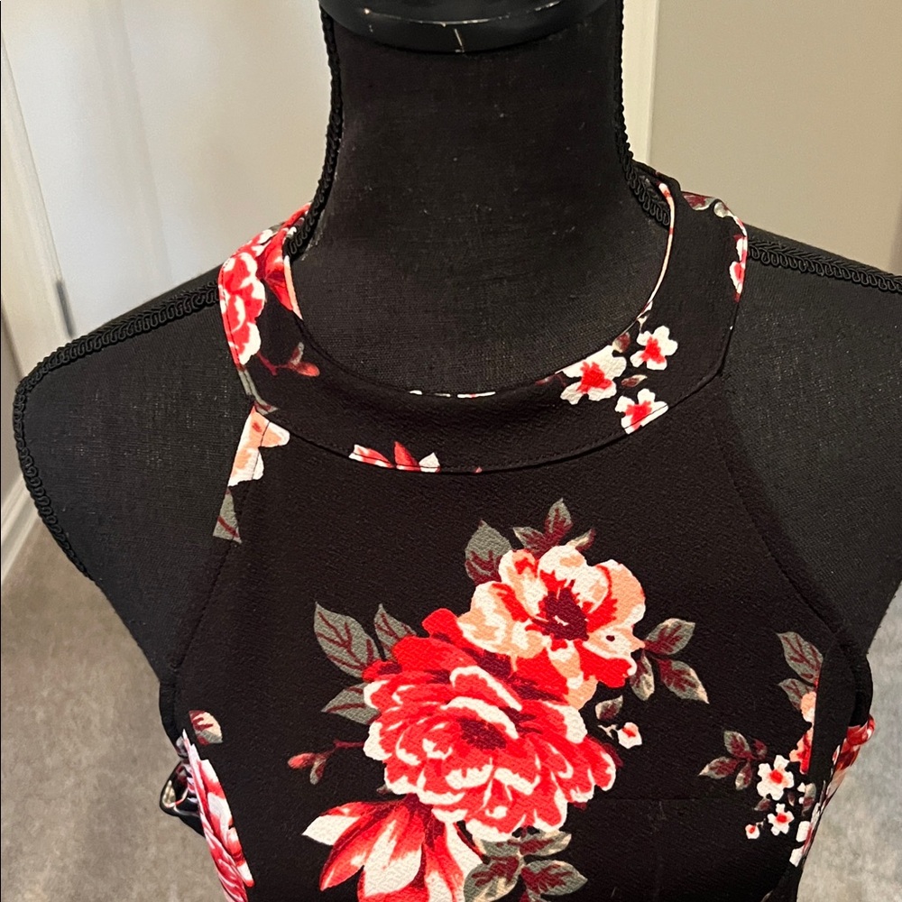 Women’s Floral Halter Dress Black Red Rose Print A-Line Sleeveless Keyhole Back - Picture 3 of 8